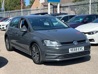 Used VW Golf VII SE 115 HP (84 kW) 2018 Grey Hatchback