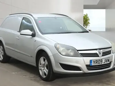 Used Vauxhall Astra Sportive 2009 Silver Van