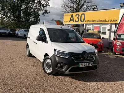 Used Renault Kangoo 89 kW (122 HP) 2024 White MPV