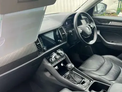 Used Skoda Kodiaq SE L Executive 150 HP (110 kW) 2023 Moon white metallic SUV