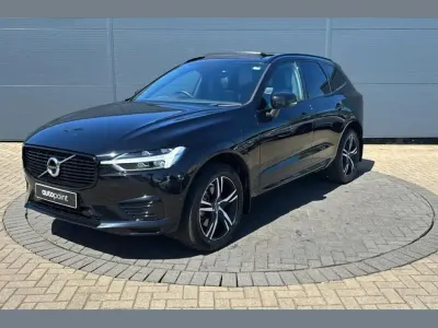 Usado Volvo XC60 R-Design 334 HP (245 kW) 2021 Preto SUV