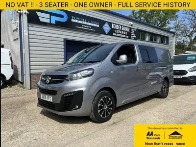 Second-hand Vauxhall Vivaro Sportive 100 CP (73 kW) 2020 Gri Monovolum