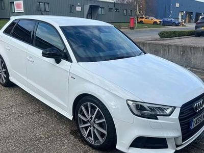 Used Audi A3 Sportback Black Edition 190 HP (139 kW) 2019 White Hatchback