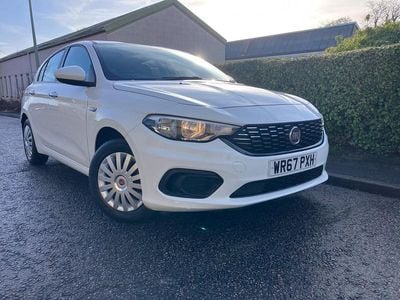 Used Fiat Tipo Easy 95 HP (69 kW) 2017 White Hatchback
