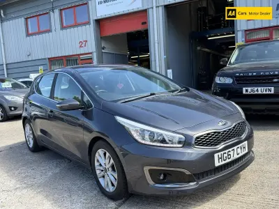 Used Kia Ceed 134 HP (98 kW) 2017 Silver Hatchback