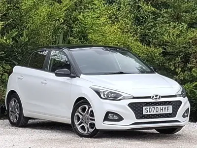 Used Hyundai i20 84 HP (61 kW) 2020 White Hatchback
