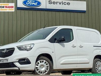 Used Vauxhall Combo 101 HP (74 kW) 2023 White MPV