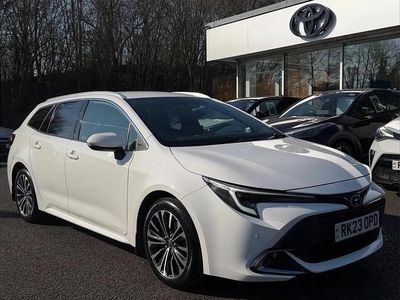 Gebraucht Toyota Corolla Design 138 PS (101 kW) 2023 Weiß Kombi