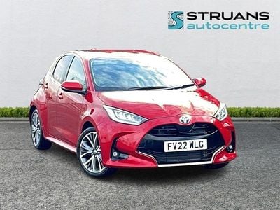 Used Toyota Yaris Hybrid 116 HP (85 kW) 2022 Red Hatchback