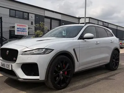 Used Jaguar F-Pace Supercharged 550 HP (404 kW) 2019 White SUV