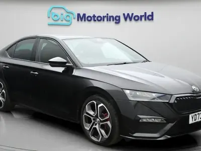 Begagnad Skoda Octavia vRS 245 HK (180 kW) 2023 Svart Halvkombi