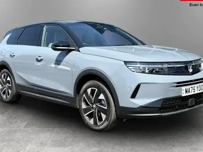 Used Vauxhall Grandland X Ultimate 136 HP (100 kW) 2025 Brown SUV