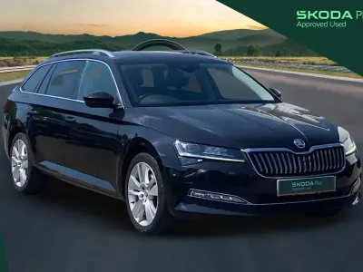 Used Skoda Superb SE L 147 HP (108 kW) 2022 Black magic pearl effect Estate