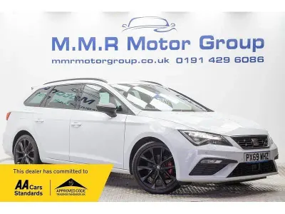 Begagnad Seat Leon Black Edition 2019 Vit Kombi