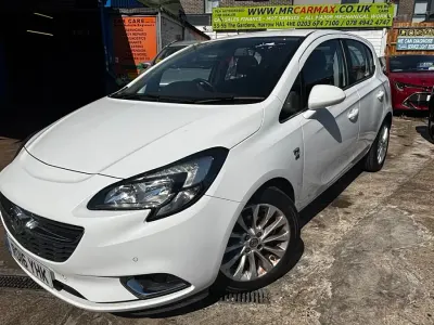 Used Vauxhall Corsa 90 HP (66 kW) 2016 White Hatchback