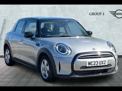 Used Mini Cooper Classic 136 HP (100 kW) 2023 Silver Hatchback