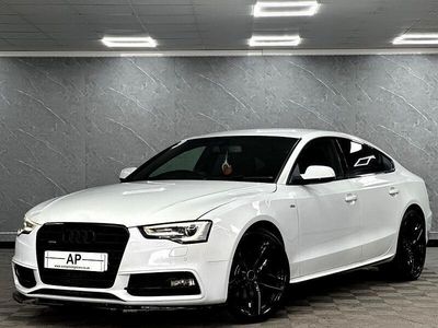 Begagnad Audi A5 Black Edition 225 HK (165 kW) 2014 Vit Sportkupé