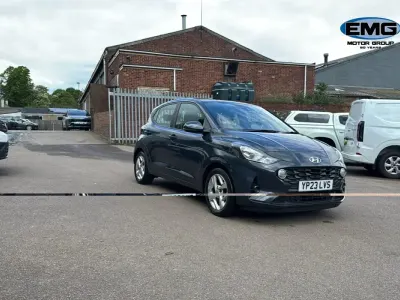 Używany Hyundai i10 SE 67 KM (49 kW) 2023 Szary Hatchback