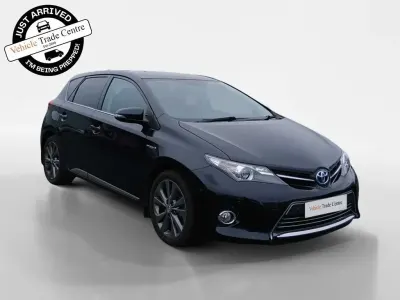 Used Toyota Auris Hybrid