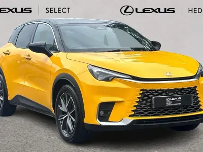 Used Lexus LBX 136 HP (100 kW) 2024 Passionate yellow  bi tone SUV
