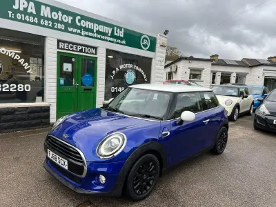 Usado Mini Cooper Hatch 2018 Azul Citadino