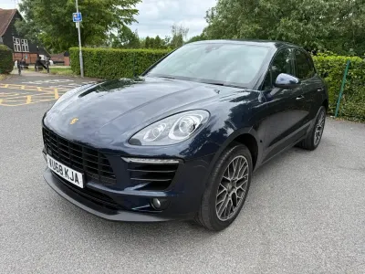 Used Porsche Macan 252 HP (185 kW) 2018 Blue SUV