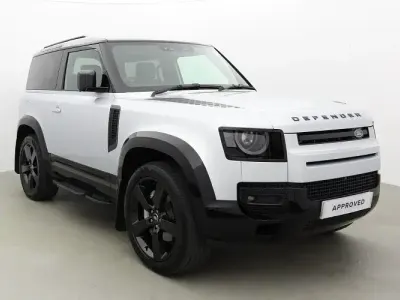 Used Land Rover Defender HSE Dynamic 300 HP (220 kW) 2024 Silver SUV