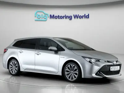 Usado Toyota Corolla Design 121 CV (88 kW) 2019 Familiar