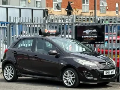 Used Mazda 2 2011 Maroon Hatchback
