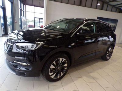 Used Vauxhall Grandland X SRi 130 HP (95 kW) 2020 Black SUV