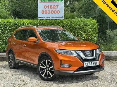 Used Nissan X-Trail Tekna 131 HP (96 kW) 2017 Orange SUV