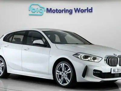 Używany BMW 118 M Sport 140 KM (102 kW) 2020 Biały Hatchback