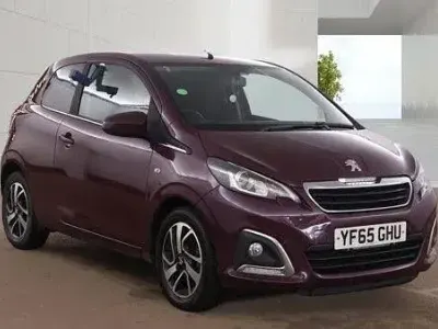 Gebraucht Peugeot 108 Allure 82 PS (60 kW) 2015 Violett Kleinwagen