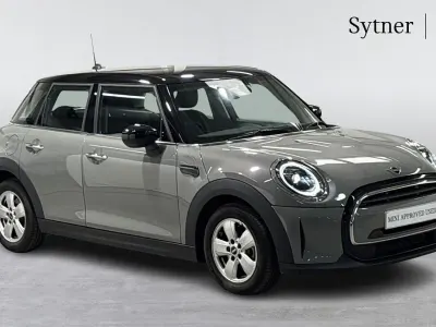 Używany Mini Cooper Classic 134 KM (98 kW) 2022 Szary Hatchback