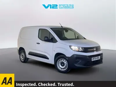 Used Vauxhall Combo 100 HP (73 kW) 2024 White MPV