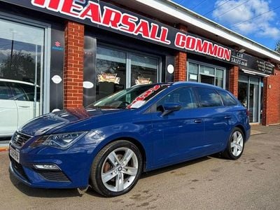 Used Seat Leon ST FR 150 HP (110 kW) 2018 Blue Estate