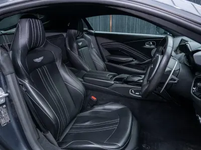 Usado Aston Martin V8 Vantage