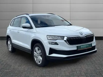 Used Skoda Karoq SE Drive 147 HP (108 kW) 2024 Moon white metallic SUV