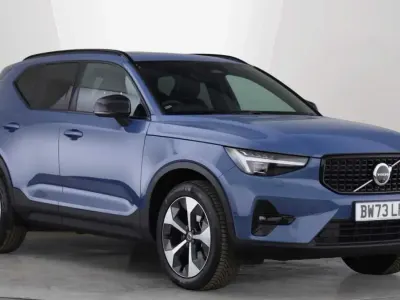 Used Volvo XC40 Ultra 163 HP (119 kW) 2024 Blue SUV