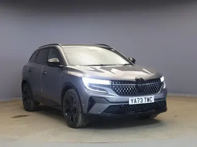 Usado Renault Austral Techno Esprit Alpine 200 HP (147 kW) 2024 Cinzento SUV