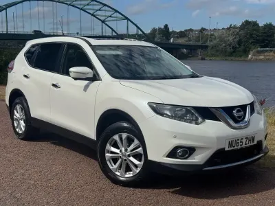 Used Nissan X-Trail Acenta 130 HP (95 kW) 2015 White SUV