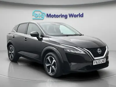 Used Nissan Qashqai N-Connecta 140 HP (102 kW) 2023 Black SUV