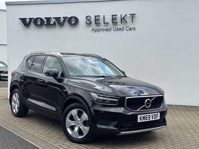 Usado Volvo XC40 Momentum 148 HP (108 kW) 2020 SUV