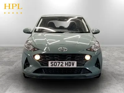 Used Hyundai i10 SE 67 HP (49 kW) 2023 Green Hatchback