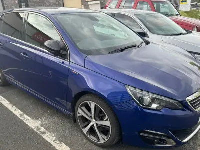 Używany Peugeot 308 GT-line 120 KM (88 kW) 2017 Niebieski Hatchback