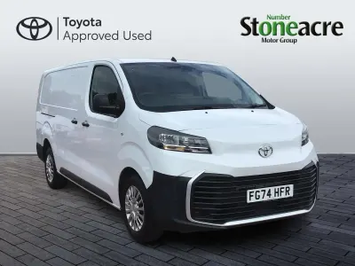 Used Toyota Proace 145 HP (106 kW) 2024 White MPV