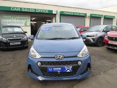 Used Hyundai i10 Premium 66 HP (48 kW) 2017 Blue Hatchback