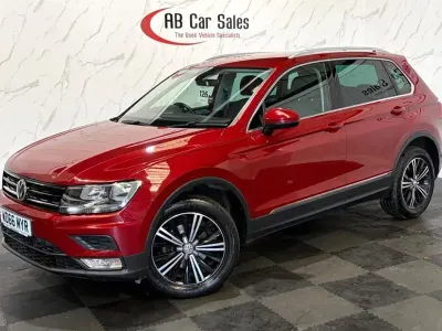 Używany VW Tiguan SE 150 KM (110 kW) 2017 Czerwony SUV