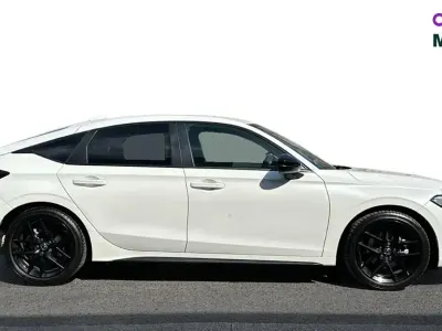 Used Honda Civic Sport 182 HP (133 kW) 2025 Premium paint  platinum white  Hatchback