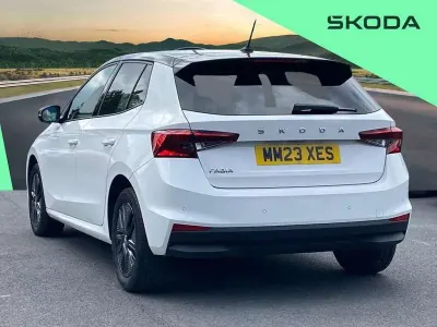 Used Skoda Fabia Colour Edition 95 HP (69 kW) 2023 Candy white body / black magic pearl effect roof Hatchback